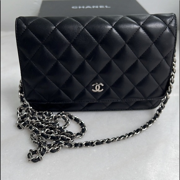 CHANEL Handbags - Chanel Wallet on a chain black